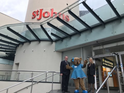 St Johns Shopping Centre team up with Claire House