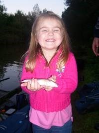 little-girl-with-fish-ellie-cook